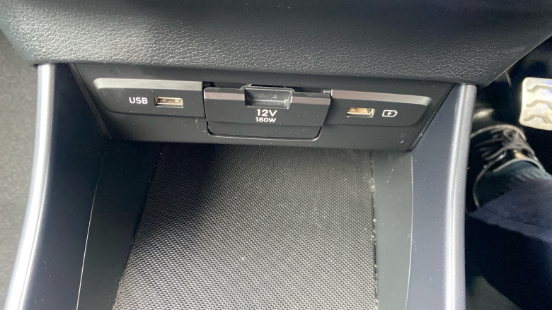 Hyundai BAYON 1.0 TGDi 48V MHEV SE Connect 5dr DCT Petrol Hatchback